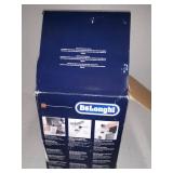 DeLonghi EC155 15 Bar Espresso and Cappuccino Machine, Black