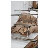 mtl floor plntr nckl sml