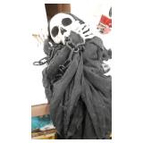 Halloween decoration skeleton door decoration