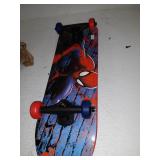 PlayWheels Ultimate Spider-Man 28" Complete Kids Trick Skateboard, Spider Crawl