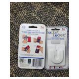 Socket Lock-it Card holder & Phone Grip Hold in One