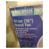 Windmere 3 speed stand fan w/box