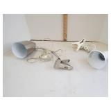2 clip lamps