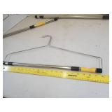 4 metal heavy duty hangers