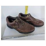 (3) Driver golf clubs & 8 1/2 M golf shoes