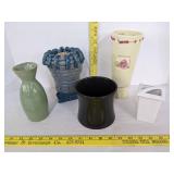 (5) Pottery/decorative vases