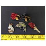 (5) Decorative pins