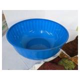 Plastic bowl, salt & pepper shakers, spoon rest, rolling pin & more