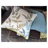 Lot of throw pillows