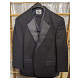 Tuxedo park Complete tuxedo by versini Size M, 39 waist