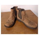 Born boots size 8/41