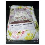 Delilah - 3 Piece Reversible Quilt Set in Pink