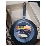 Lodge 12" Seasoned Carbon Steel Skillet