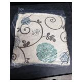 LePouf Vacuum Sealed White And Blue Floral Throw Pillows, Set Of 2, 17x17.5 Inches