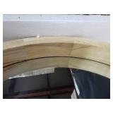 Round Wood Lipped Mirror, 20 Inches