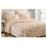 Delilah - 3 Piece Reversible Quilt Set in Pink
