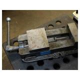 Kurt Single Vise d675