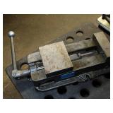 Kurt D675 Vise