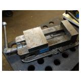 Kurt 6" Single Vise w/ Handle