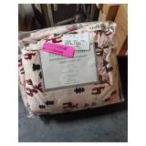Harper Lane Plaid Deer White 4-piece Microfiber Queen Sheet Set