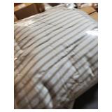 Twin Braydon reversible Yarn Dyed Striped Down Alternative Comforter Set - Tan