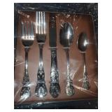 Wallace Queens 18/10 65-Piece Flatware Set
