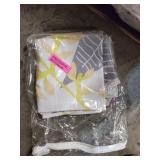 71 x 74 Botanical Floral Print Shower Curtain- Retail:$81.99