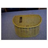 VTG Plastic Fish Basket | 14" x 8.25" x 7"