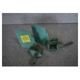 VTG Pair Float Paddle Pushers | Fishmaster Mfg. Co | Green | Size M-L