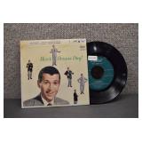 Lot of 18 Vintage 45 RPM Records | Jesse Crawford, Love Themes, Dennis Day, Chariots of Fire Promo, Garry Bonner, Lee Cummins and More