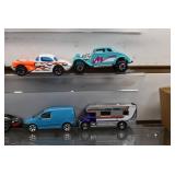 Lot of 12 Assorted Matchbox Die-cast Cars/ Vehicles