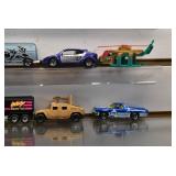 Lot of 12 Assorted Matchbox Die-cast Cars/ Vehicles