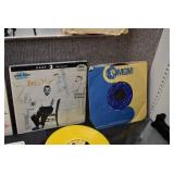 Lot of 21 Vintage 45 RPM Records | Fred Waring, Keys West, Caterina Valente, Florian ZaBach, Fred Waring, and Children