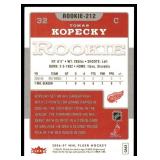 Lot of 33 2006-07 Fleer NHL Hockey Cards