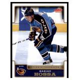 Lot of 33 2006-07 Fleer NHL Hockey Cards