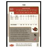 Lot of 33 2006-07 Fleer NHL Hockey Cards