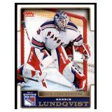 Lot of 28 2006-07 Fleer NHL Hockey Cards (x23) & 2008-09 Victory (x5)