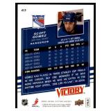 Lot of 28 2006-07 Fleer NHL Hockey Cards (x23) & 2008-09 Victory (x5)