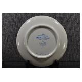 Goebel Mothers Series Plate Bas Relief 7-3/8" 1976 Second Edition Cats