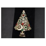 Tancer II Christmas Tree Brooch
