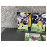 Lot of 20 Eddie Kennison | Football Cards | Includes Rookie Cards