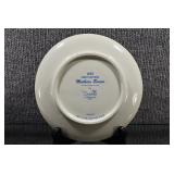 Goebel Mothers Series Plate Bas Relief 7-3/8" 1975 First Edition Rabbits