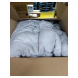 Uozzi Bedding 3-Piece Sherpa Flannel Micromink Comforter Set Ultra-Soft Winter Microfiber Fill Bedding Set Down Alternative Fleece Warm Weighted Duvet with 2 Pillowcase (LightGray, King 102"x88")