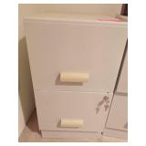 2 DRAWER FILE CABINET W/KEYS