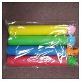 Water Gun - Set of 4 Safe Foam Pumps - Outdoor Toy for Kids and Adults - For Pool, Beach, Yard and Park. 4 animal figures in 4 bright colors. Up to 9 m. Blast** different animals see pics