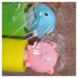 Water Gun - Set of 4 Safe Foam Pumps - Outdoor Toy for Kids and Adults - For Pool, Beach, Yard and Park. 4 animal figures in 4 bright colors. Up to 9 m. Blast** different animals see pics