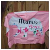 HOODED BEACH TOWEL * PINK MAMMA BEAR