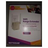 NETGEAR AC1200 WiFi Range Extender, Essentials Edition