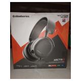 SteelSeries - Arctis 3 Wired Stereo Gaming Headset for PC, PlayStation 4|5, Xbox One|S|X, Nintendo Switch, VR, Android and iOS - Black