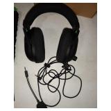 Razer BlackShark V2 - USB Soundcard Headset, Esports Gaming Headset, 50mm Driver Cable, Noise Reduction, for PC, Mac, PS4, Xbox One and Switch